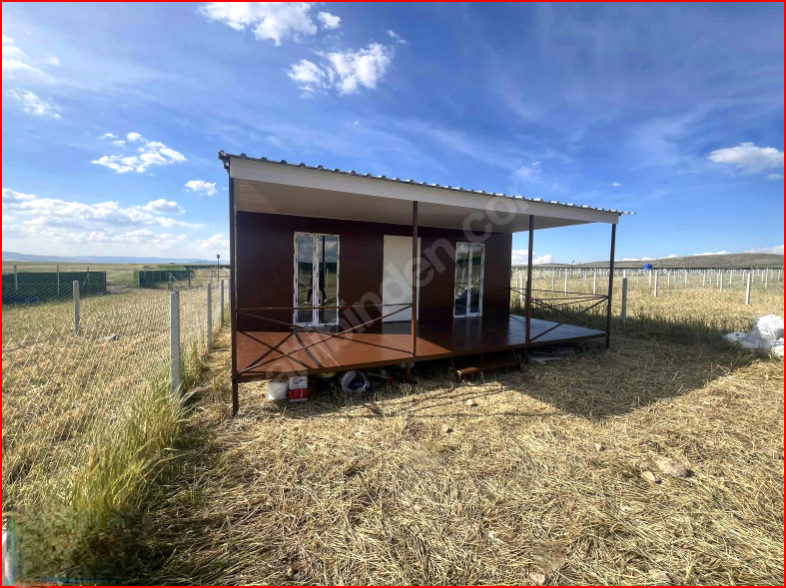 TEMELLİ ÜCRET MAH. KONTEYNER EVİ YAPILI SATILIK HOBİ BAHÇESİ