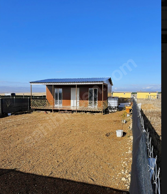 TEMELLİ ÜCRET MAH. KONTEYNER EVİ YAPILI SATILIK HOBİ BAHÇESİ